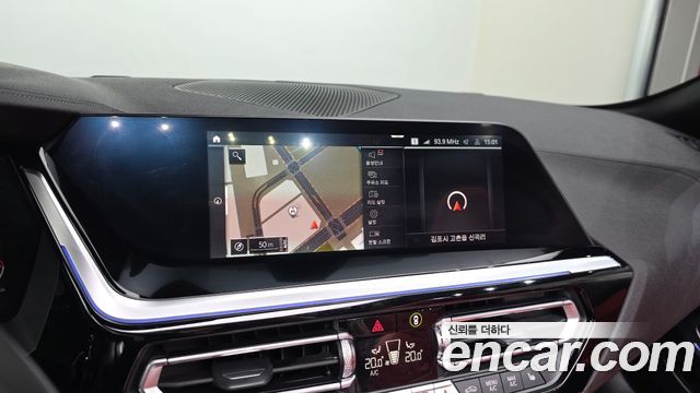 BMW Z4 2021 — photo 18