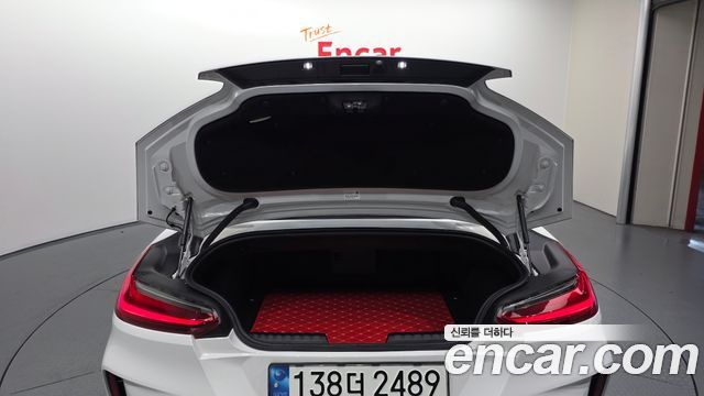 BMW Z4 2021 — photo 26