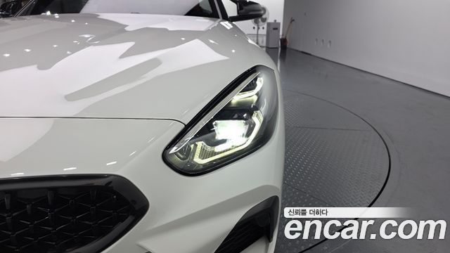 BMW Z4 2021 — photo 8