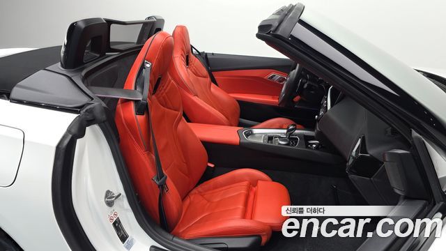 BMW Z4 2021 — photo 16