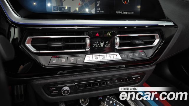 BMW Z4 2021 — photo 28
