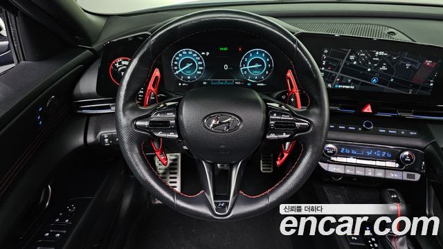 Hyundai AVANTE 2022 — photo 12