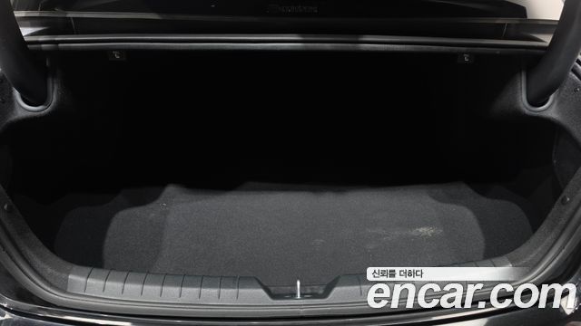 Kia K5 2024 — photo 28