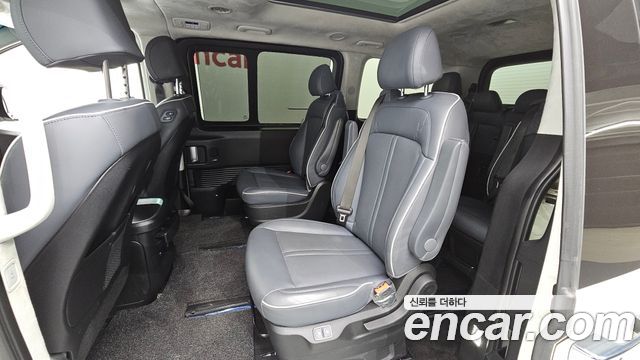 Hyundai Staria 2024 — photo 18