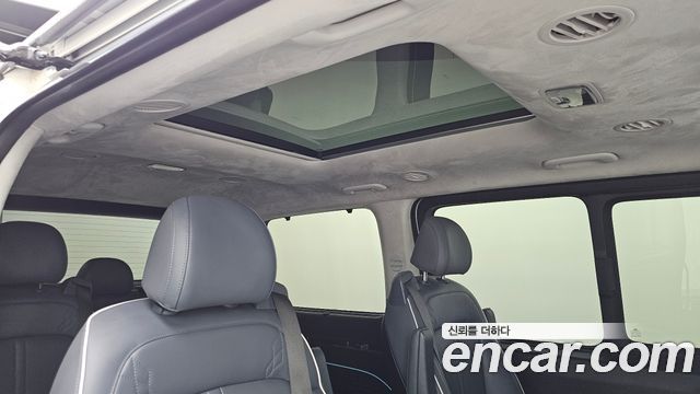 Hyundai Staria 2024 — photo 24