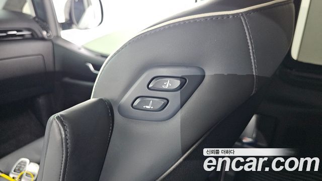 Hyundai Staria 2024 — photo 33