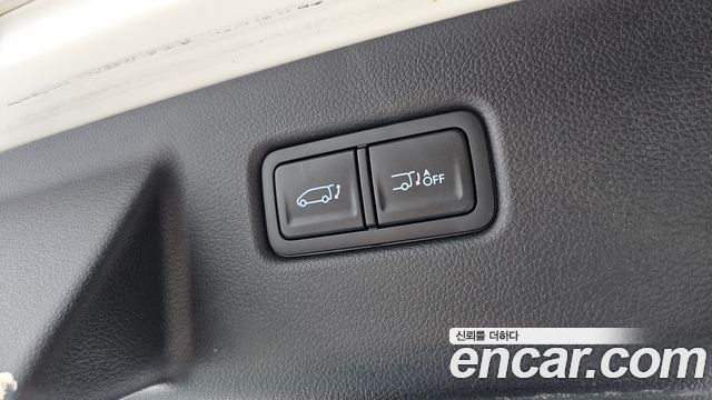 Hyundai Staria 2024 — photo 35