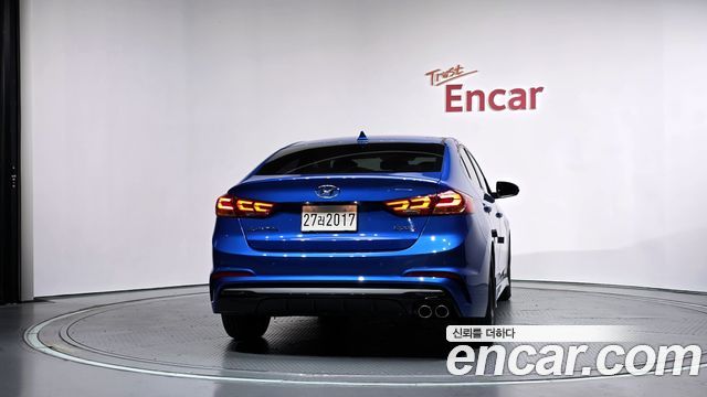 Hyundai AVANTE 2018 — photo 4