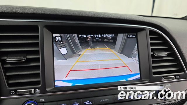 Hyundai AVANTE 2018 — photo 15