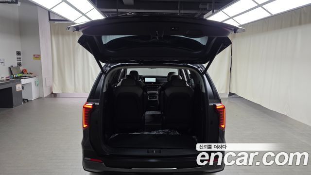 Kia Canival 2025 — photo 23