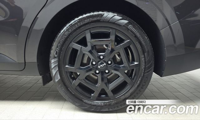 Kia Canival 2025 — photo 7