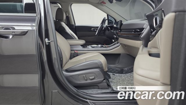 Kia Canival 2025 — photo 16