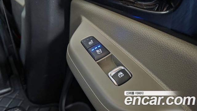 Kia Canival 2025 — photo 28