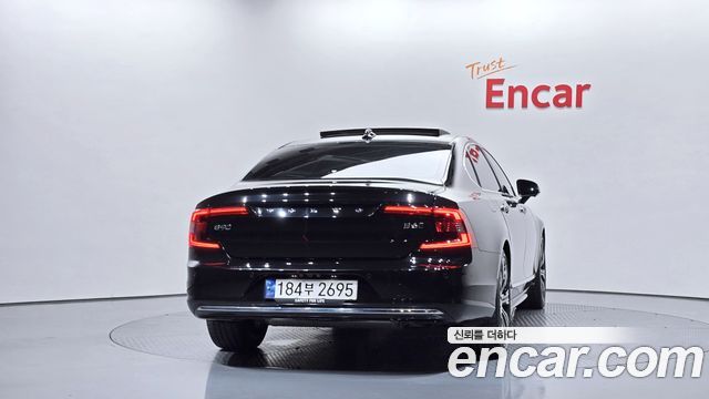 Volvo S90 2023 — photo 4