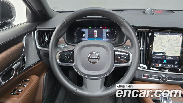 Volvo S90 2023 — photo 19