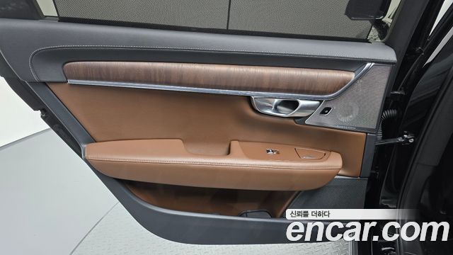 Volvo S90 2023 — photo 15