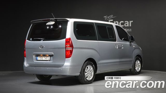 Hyundai Starex 2018 — photo 2