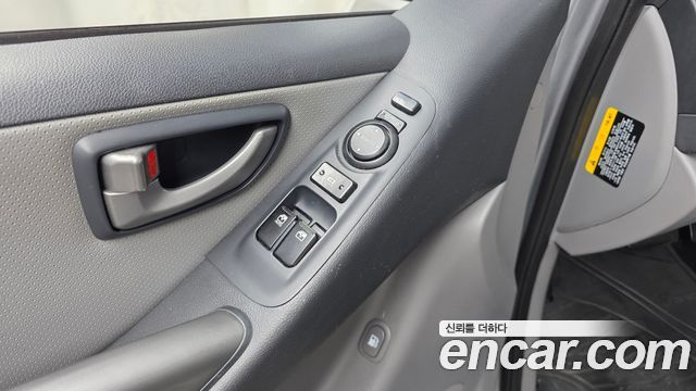 Hyundai Starex 2018 — photo 24