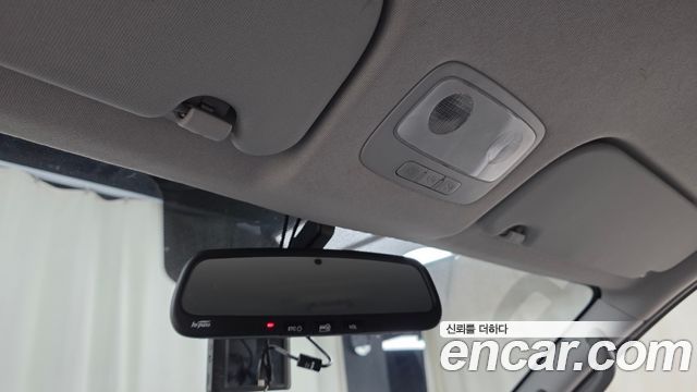 Hyundai Starex 2018 — photo 26