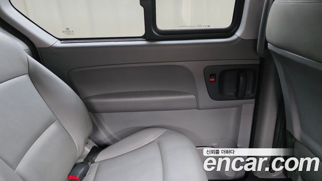 Hyundai Starex 2018 — photo 15