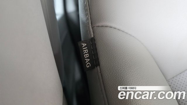 Hyundai Starex 2018 — photo 28