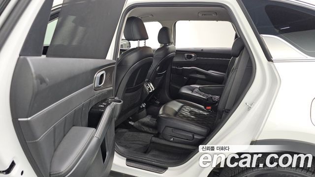 Kia Sorento 2021 — photo 17