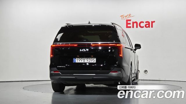 Kia Canival 2024 — photo 4