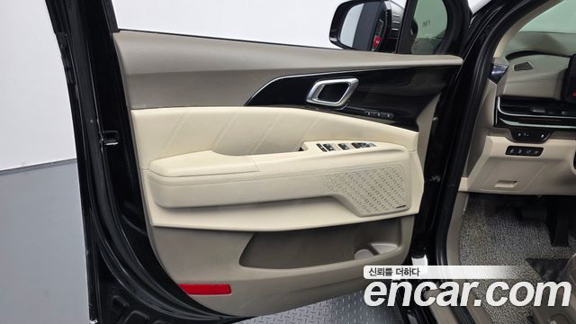 Kia Canival 2024 — photo 14