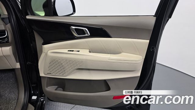 Kia Canival 2024 — photo 15