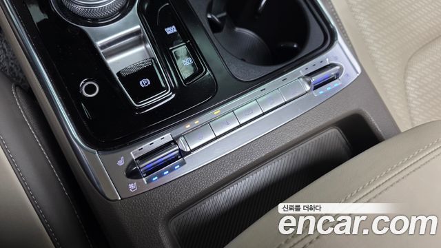 Kia Canival 2024 — photo 33