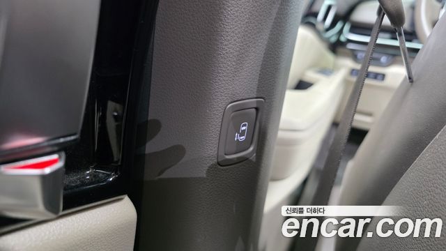 Kia Canival 2024 — photo 37