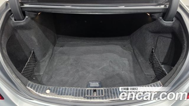 Mercedes-Benz S-Class 2018 — photo 20