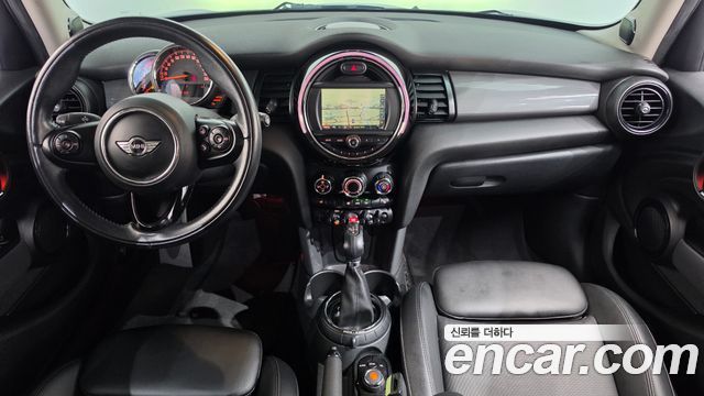 Mini Cooper 2016 — photo 7
