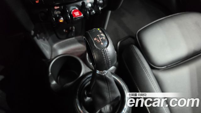 Mini Cooper 2016 — photo 9