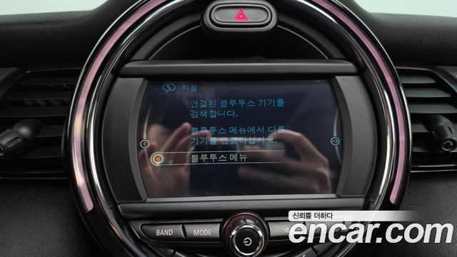Mini Cooper 2016 — photo 17