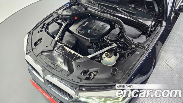BMW 5-Series 2018 — photo 6