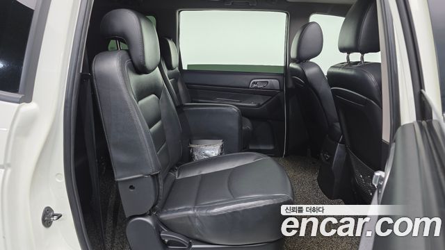 KG Mobility KORANDO 2018 — photo 18