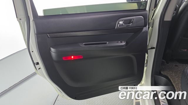 KG Mobility KORANDO 2018 — photo 15