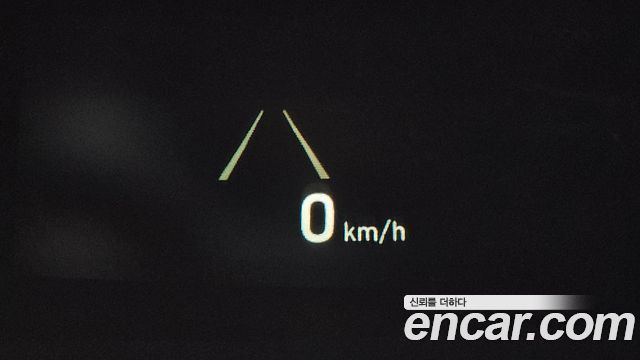 Genesis G80 2018 — photo 11