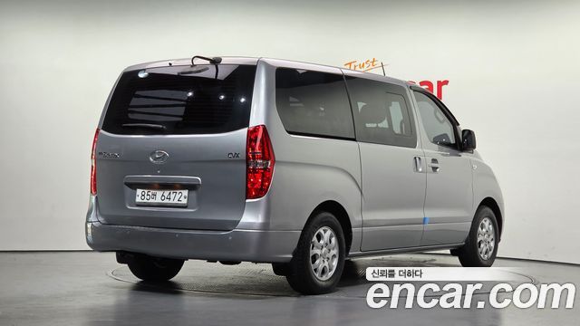 Hyundai Starex 2014 — photo 2