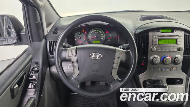 Hyundai Starex 2014 — photo 14