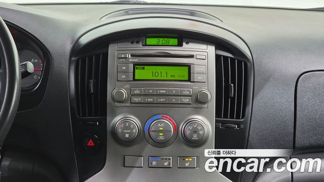 Hyundai Starex 2014 — photo 16