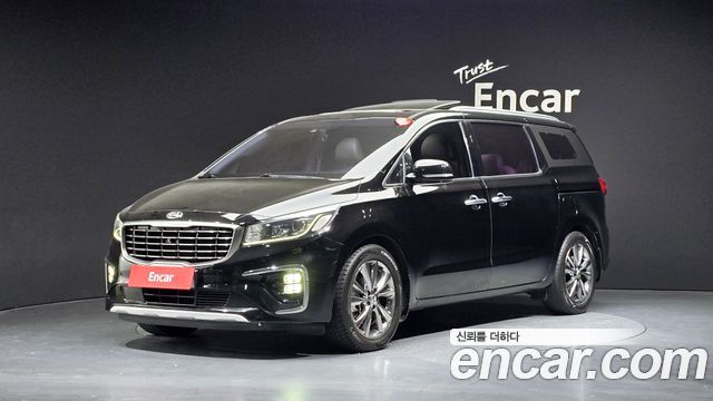 Kia Canival 2019 — photo 1
