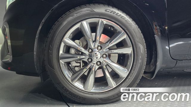 Kia Canival 2019 — photo 5