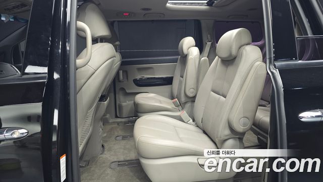 Kia Canival 2019 — photo 12