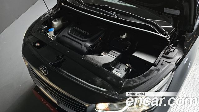 Kia Canival 2017 — photo 6