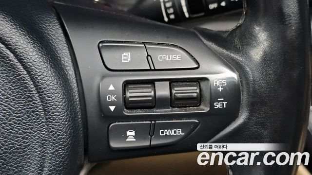 Kia Canival 2017 — photo 23