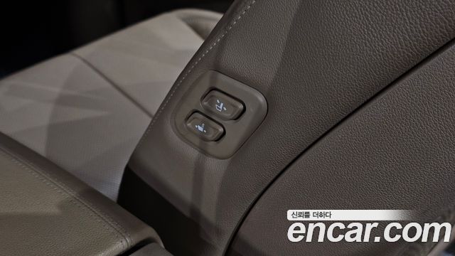 Kia Canival 2017 — photo 27