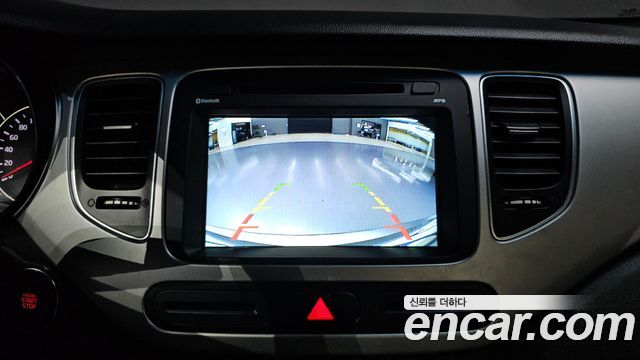 Kia Carens 2018 — photo 20