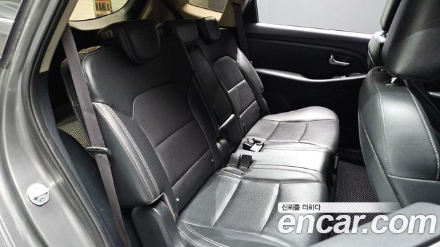 Kia Carens 2018 — photo 29